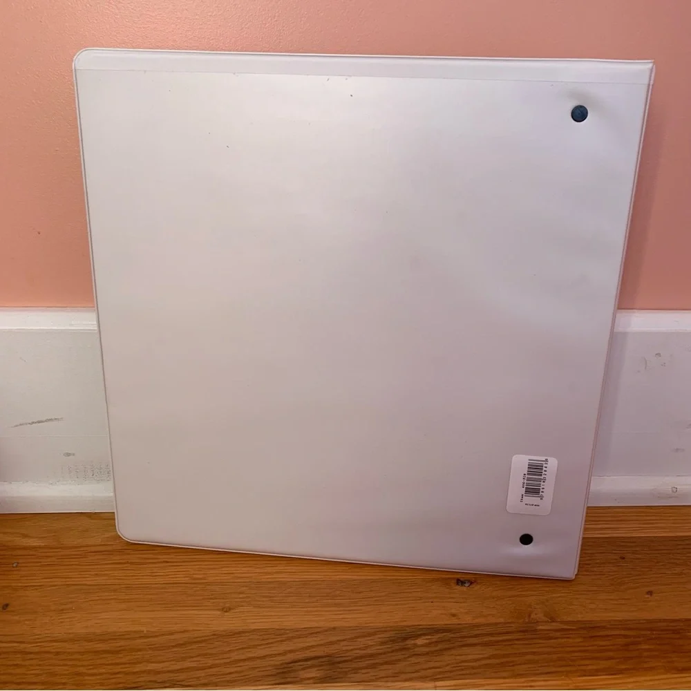 NWT 3 inch 3 Ring Binder 3 in 3